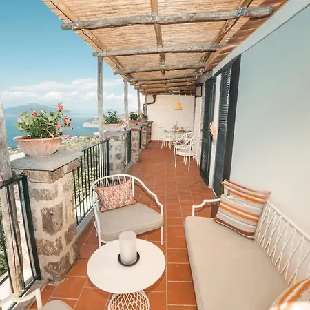 Borgo Mezzo Monte With Concierge, Panoramic Sea Views And Rooftop Jacuzzi By Feeling Italy Apartamento