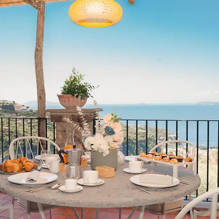 Apartmán Borgo Mezzo Monte With Concierge, Panoramic Sea Views And Rooftop Jacuzzi By Feeling Italy *