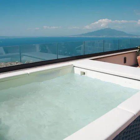 Borgo Mezzo Monte With Concierge, Panoramic Sea Views And Rooftop Jacuzzi By Feeling Italy * Sorrento