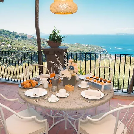 Borgo Mezzo Monte - Sea View Home With Rooftop Hot Tub & Services By Feeling Italy