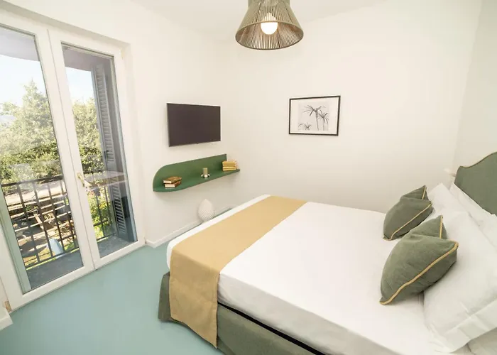 Borgo Mezzo Monte With Concierge, Panoramic Sea Views And Rooftop Jacuzzi By Feeling Italy Sorrent