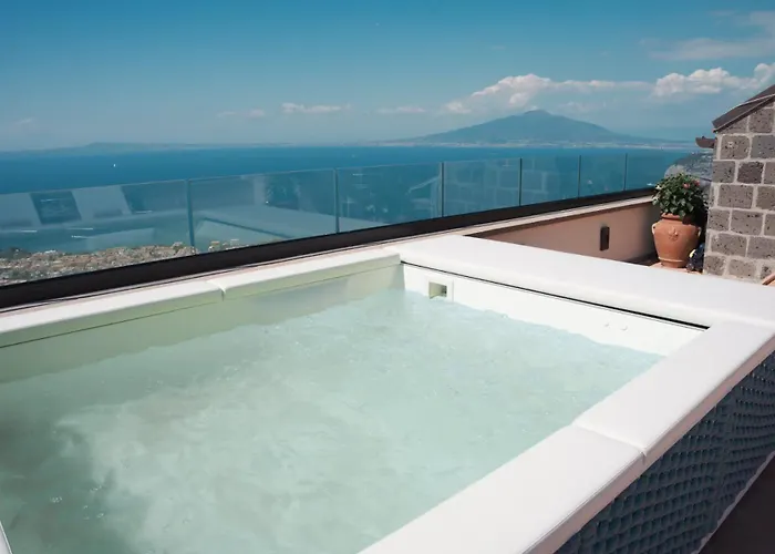 Borgo Mezzo Monte With Concierge, Panoramic Sea Views And Rooftop Jacuzzi By Feeling Italy * سورينتو