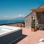 Borgo Mezzo Monte With Concierge, Panoramic Sea Views And Rooftop Jacuzzi By Feeling Italy Appartement *