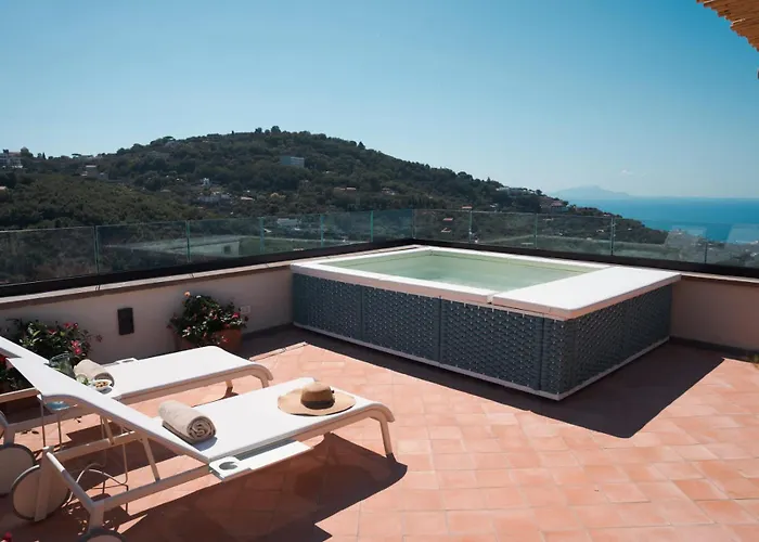Daire Borgo Mezzo Monte With Concierge, Panoramic Sea Views And Rooftop Jacuzzi By Feeling Italy Sorrento
